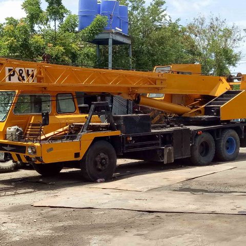 PORTFOLIO CRANE CAR 20 TONS